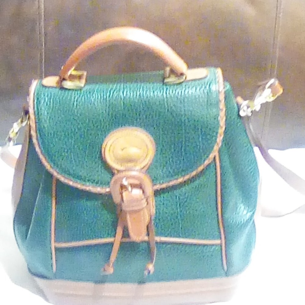 Vintage Dooney and Bourke Leather Crossbody Hunter Green